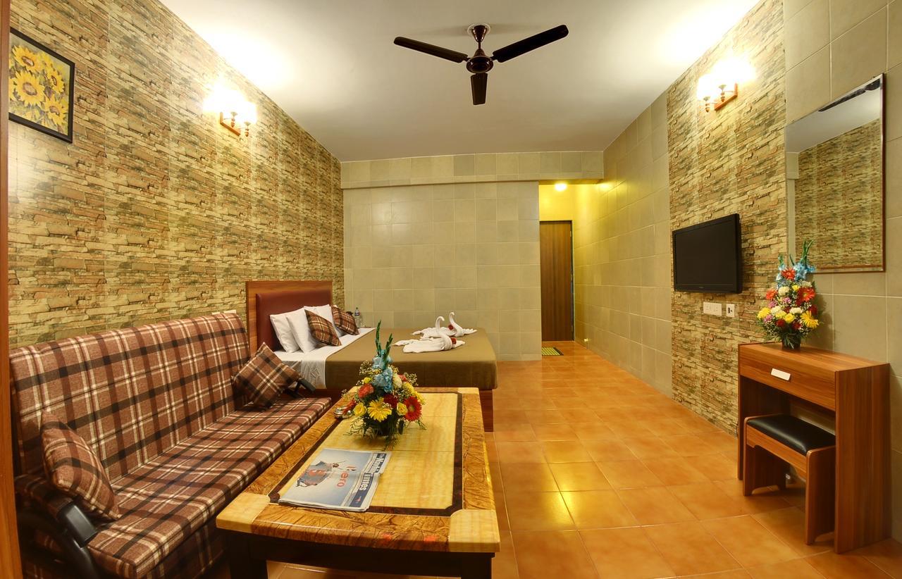 Отель Grand Goa Exotica Guirim Экстерьер фото